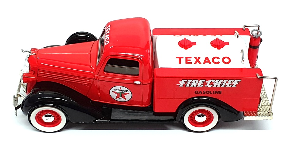 Liberty Speccast 1/25 Scale 72060 - 1936 Dodge Fire Chief Tanker 