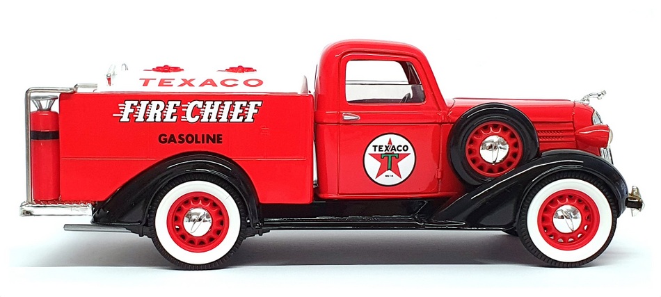 Liberty Speccast 1/25 Scale 72060 - 1936 Dodge Fire Chief Tanker 