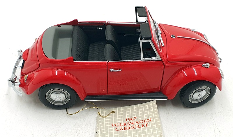 Franklin Mint 1/24 Scale B11UB74 - 1967 Volkswagen Beetle - Red