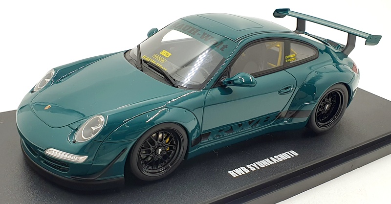 Porsche 911 (997) RWB Rauh-Welt Body Kit Syunkashuto 2021 grün GT