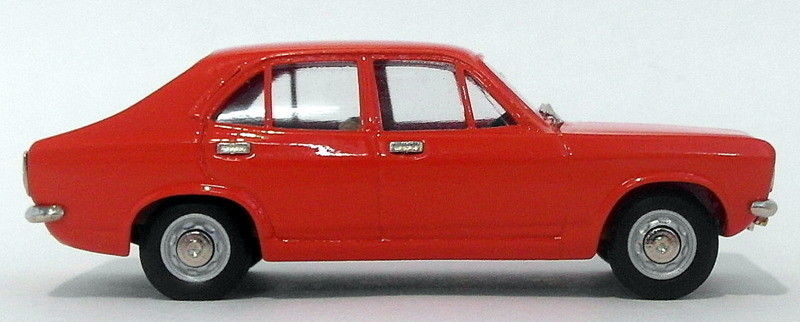 Lansdowne Models 1/43 Scale LDM35 - 1970 Hillman Avenger 4-Dr De Luxe - Red