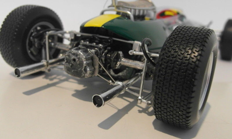 Spark 1/18 Scale Resin 18S067 - Lotus 33 #1 Winner German GP 1965 Jim Clark