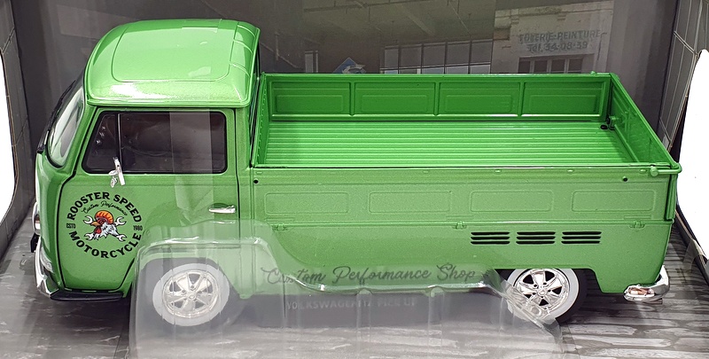 VW Volkswagen T2 Pick Up 1968 Vert Solido 1/18 - Occasion Comme Neuve