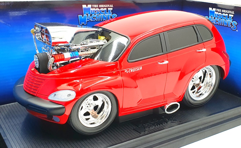 Muscle Machine 1/18 Scale Diecast 71165 - 2000 Chrysler PT Cruiser