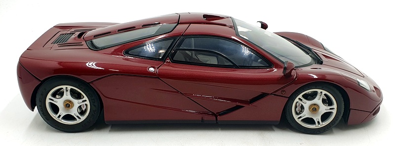【最終値下】1:12 MINICHAMPS MCLAREN F1 GTR RED RARE! RED 1/12 MINICHAMPS MCLAREN F1 GTR ROADCAR FIRST