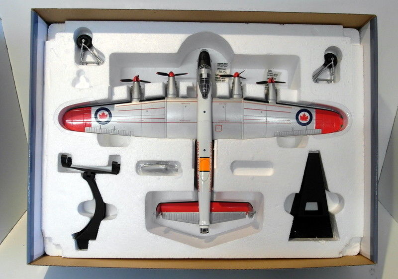 CORGI de Havilland Mosquito FB.Mk VI RCAF No.418 Sqn HJ719 UK LTD 1/72 Model