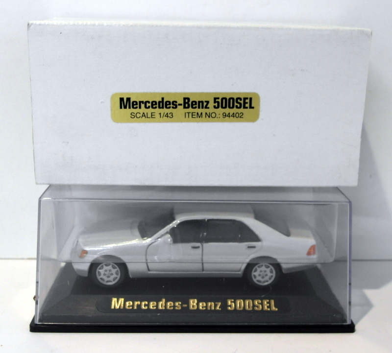 Yat Ming 1/43 Scale diecast  94402 Mercedes Benz 500 SEL Silver
