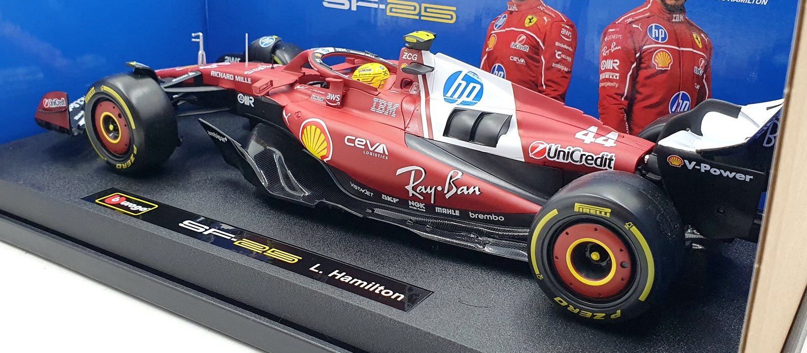 Burago 1/18 Scale Diecast 18-16816 - Ferrari SF-25 L.Hamilton #44 F1 Burago 1/18 Scale Diecast 18-16816 - Ferrari SF-25 L.Hamilton #44 F1