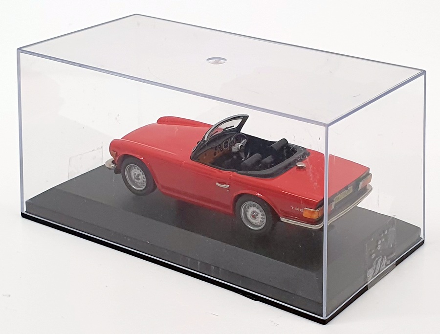 RAE Models 1/43 Scale Built Kit RAE01T - 1969 Triumph TR6 Cabrio