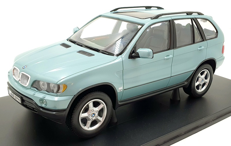 Carson Approx 34cm Long 6623H - BMW X5 - Metallic Green Carson Approx 34cm Long 6623H - BMW X5 - Metallic Green