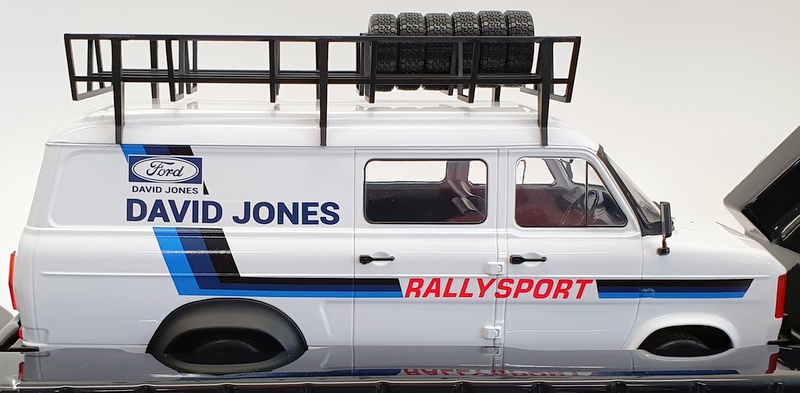 IXO 1/18 Scale Model Van 18RMC033XE - 1979 Ford Transit MKII David Jones Rally