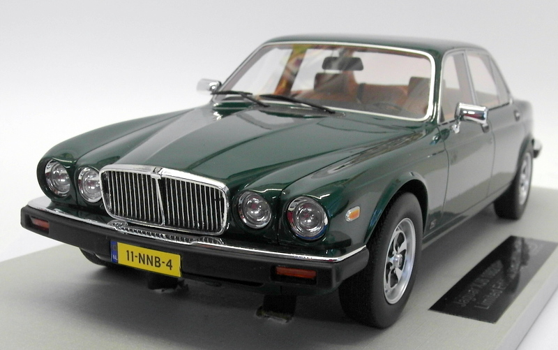 LS Collectibles 1/18 Scale Resin - LS025A Jaguar XJ6 1982 Green