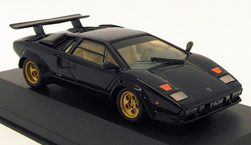 Ixo Models 1/43 Scale CLC025 - 1978 Lamborghini Countach LP400S ...