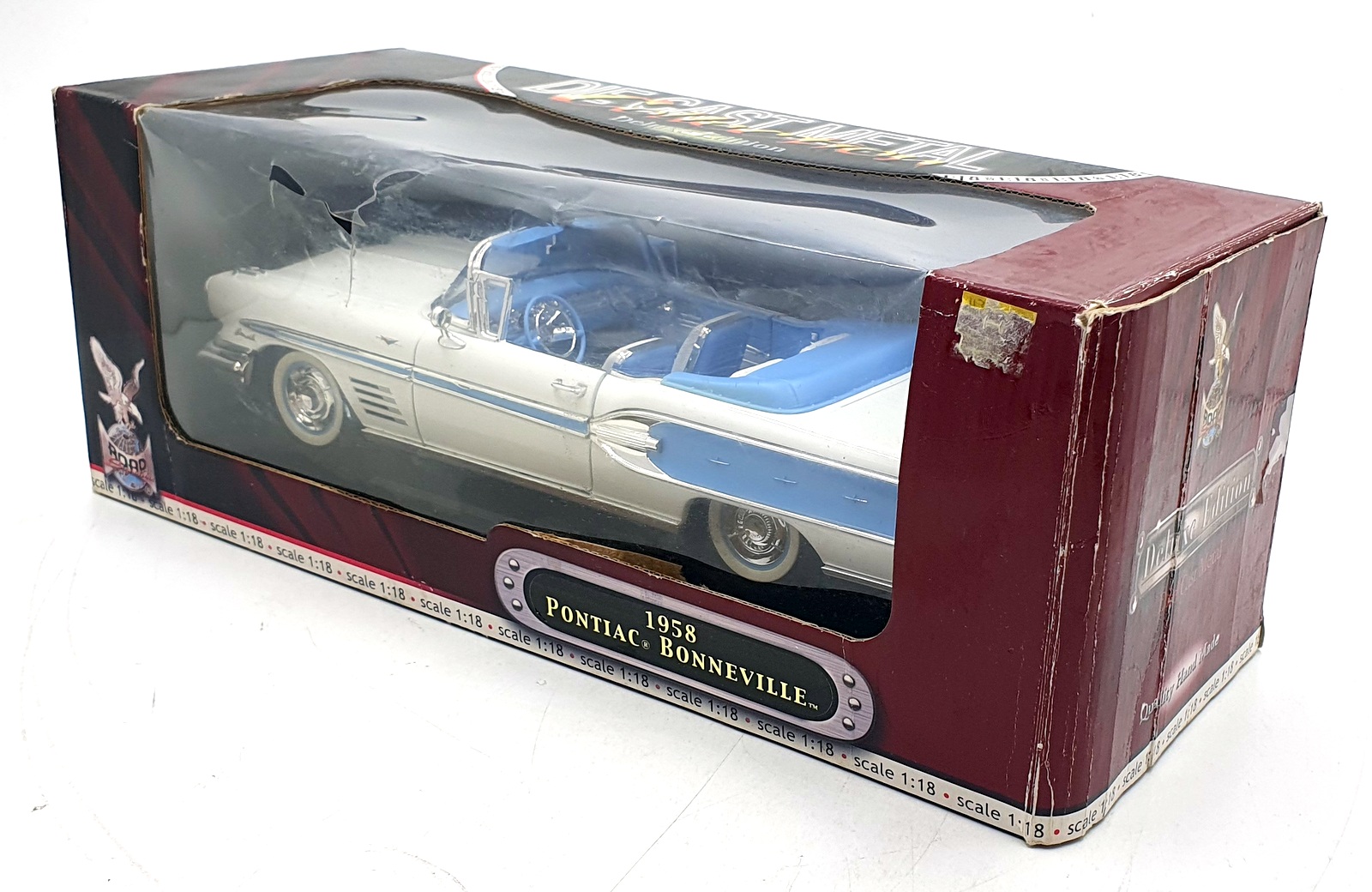 Road Signature 1/18 Scale Diecast 92438 - 1958 Pontiac Bonneville