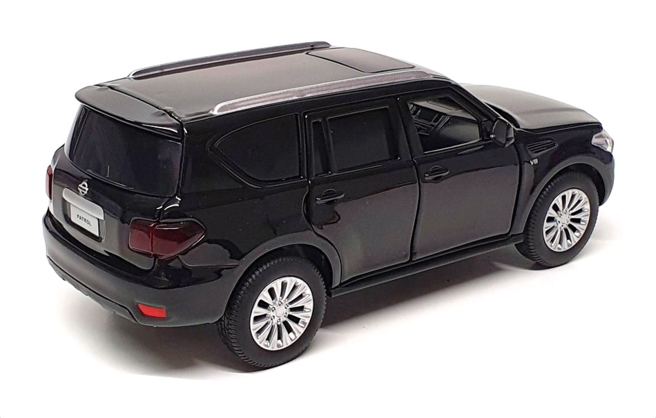 Tayumo 1/32 Scale Pull Back & Go 32115014 - Nissan Patrol Y62 - Black