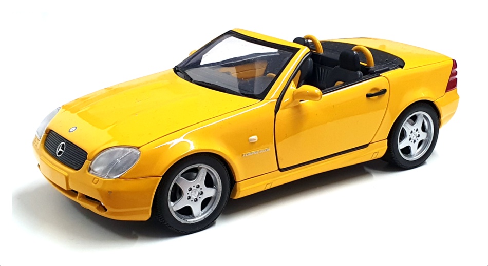 UT Models 1/18 Scale Diecast 18222 - Mercedes Benz SLK AMG - Yellow