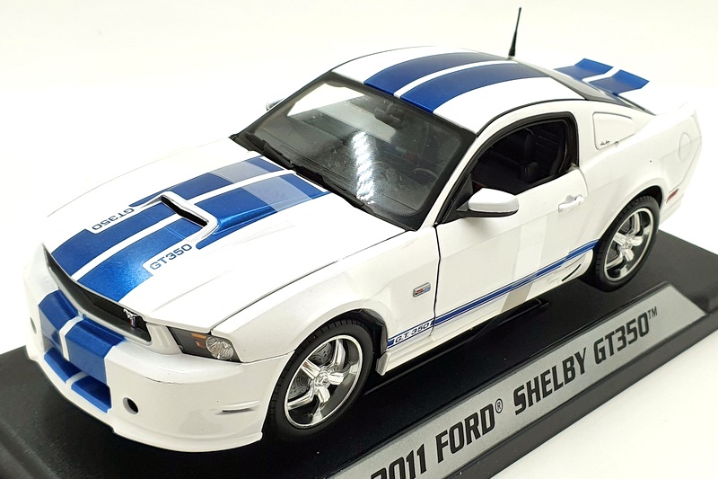 Shelby Collectibles 1/18 Scale 25321S - 2011 Ford Shelby GT350 - White/Blue