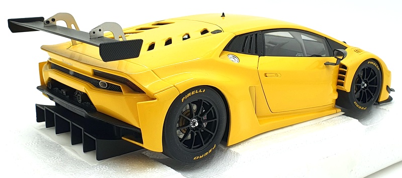 Autoart 1/18 Scale Diecast 81528 - Lamborghini Huracan GT3 - Pearl Effect Yellow