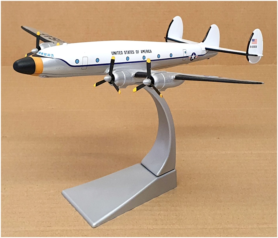 Corgi 1/144 Scale 47506 - Lockheed Constellation Aircraft USAF - White/Silver