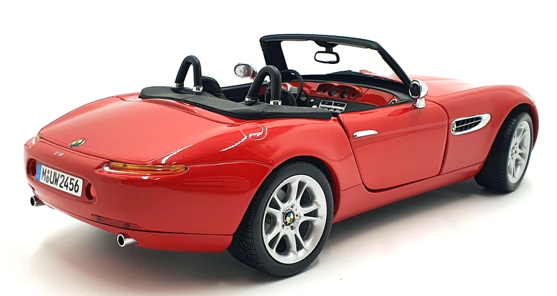 京商　BMW Z8 レッド Kyosho 1/18 Scale 80 43 9 411 729 - BMW Z8 Convetible - Red
