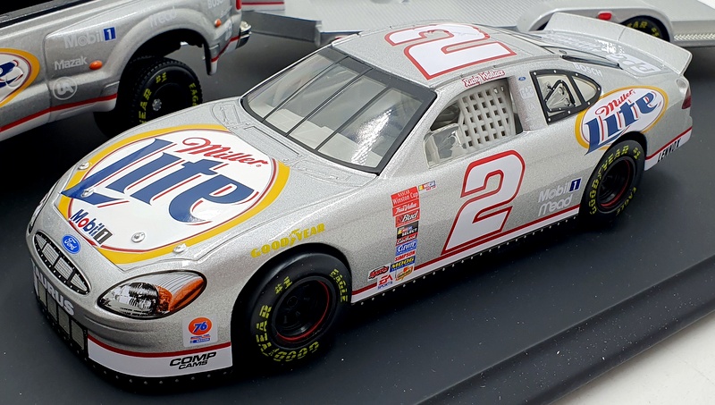 Action 1/24 Scale 400645 Miller Lite Ford #2 Crew Cab NASCAR And Trailer Action 1/24 Scale 400645 Miller Lite Ford #2 Crew Cab NASCAR And Trailer