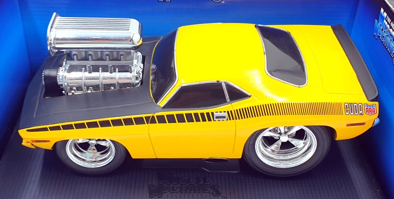 Muscle Machines 1/18 Scale Model 71165 - 1970 Plymouth Cuda