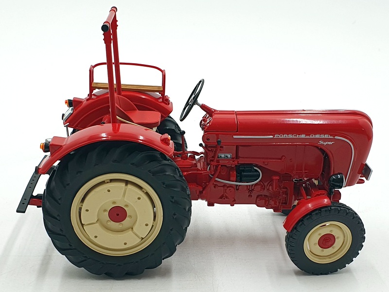 Minichamps 1/18 Scale Diecast 109 183070 - Porsche Super Traktor 1958 - Red