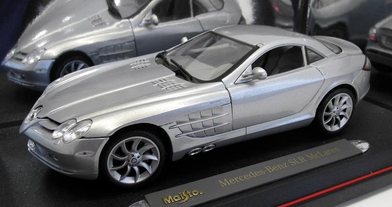 Maisto 1/18 Scale Diecast - 36653 Mercedes Benz SLR McLaren Silver
