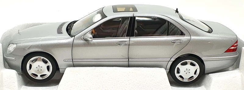 Norev 1/18 Scale Diecast 183810 - Mercedes-Benz S600 1998 - Silver