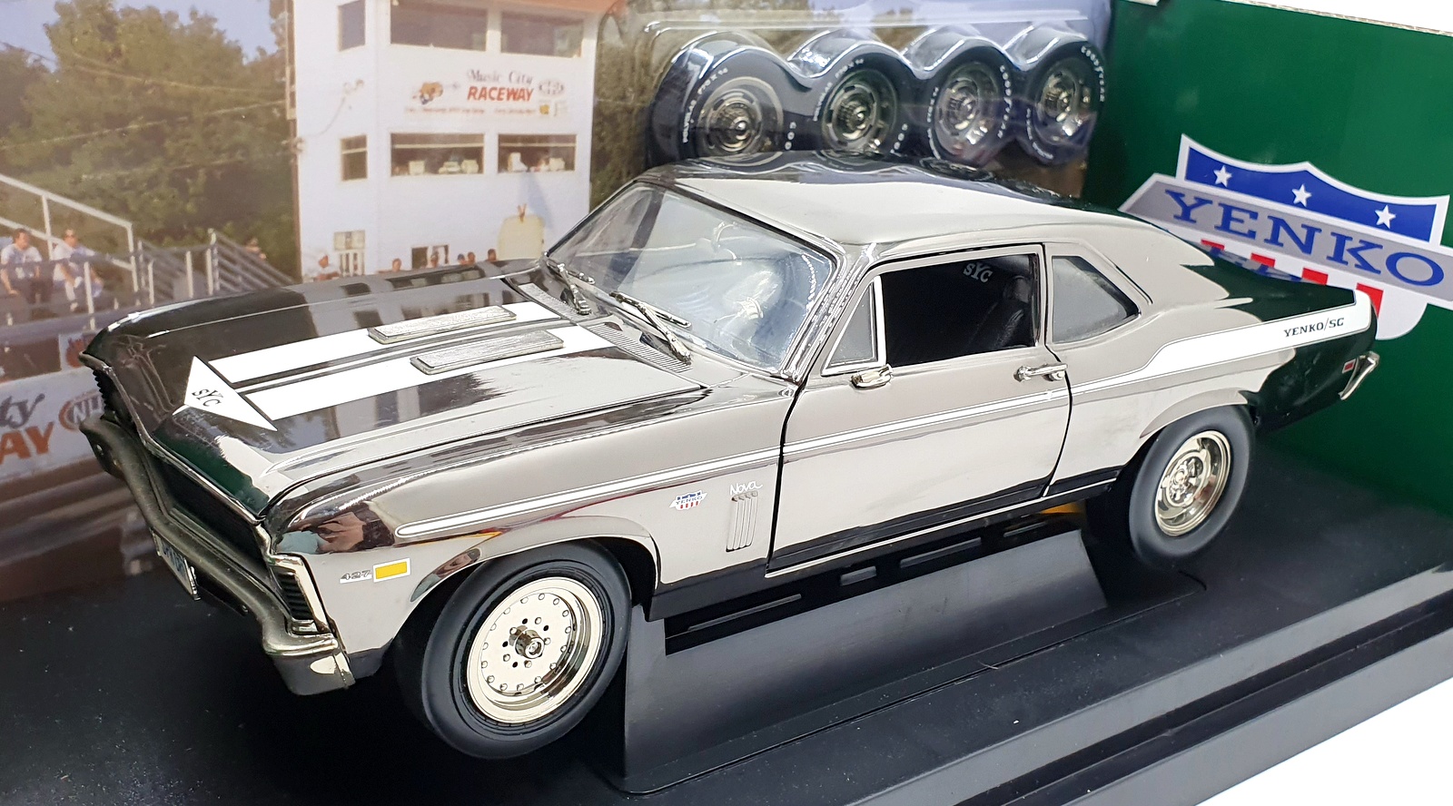 Ertl 1/18 Scale Diecast 29412PB - 1969 Yenko Nova 427 Street/Strip