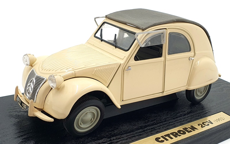 Maisto 1/18 Scale Diecast 31834 - Citroen 2CV 1952 - Cream/Grey | eBay