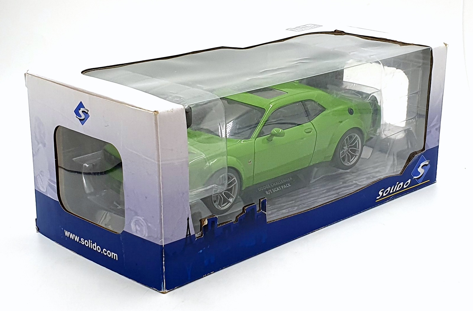 Solido 1/18 Scale Diecast S1805704 - 2020 Dodge Challenger Scat Pack - Green Solido 1/18 Scale Diecast S1805704 - 2020 Dodge Challenger Scat Pack - Green