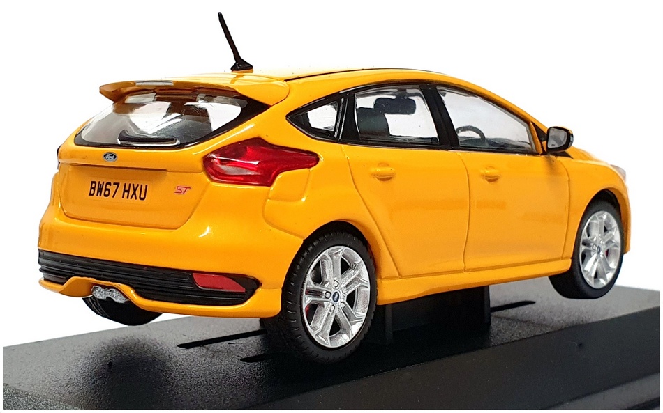 Vanguards 1/43 Scale VA15302 - Ford Focus Mk3 ST - Tangerine Scream