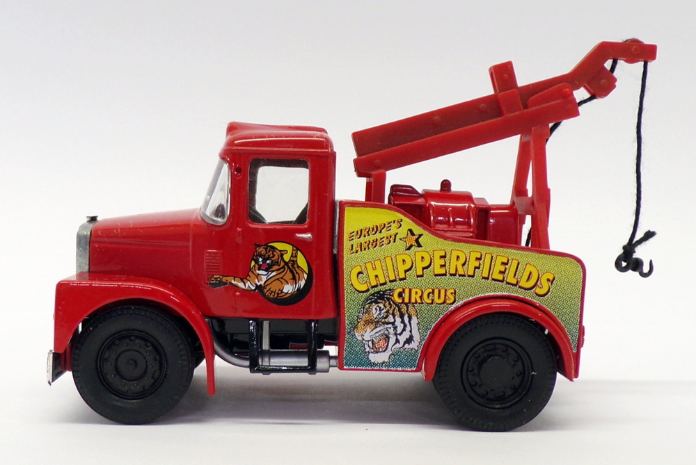 Corgi 1/50 Scale diecast - 97886 Scammell Highwayman with Crane Chipperfields