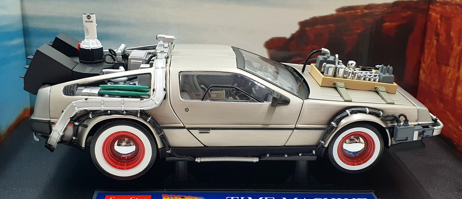 Sun Star 1/18 Scale 2712 Back To The Future Part 3 Time Machine