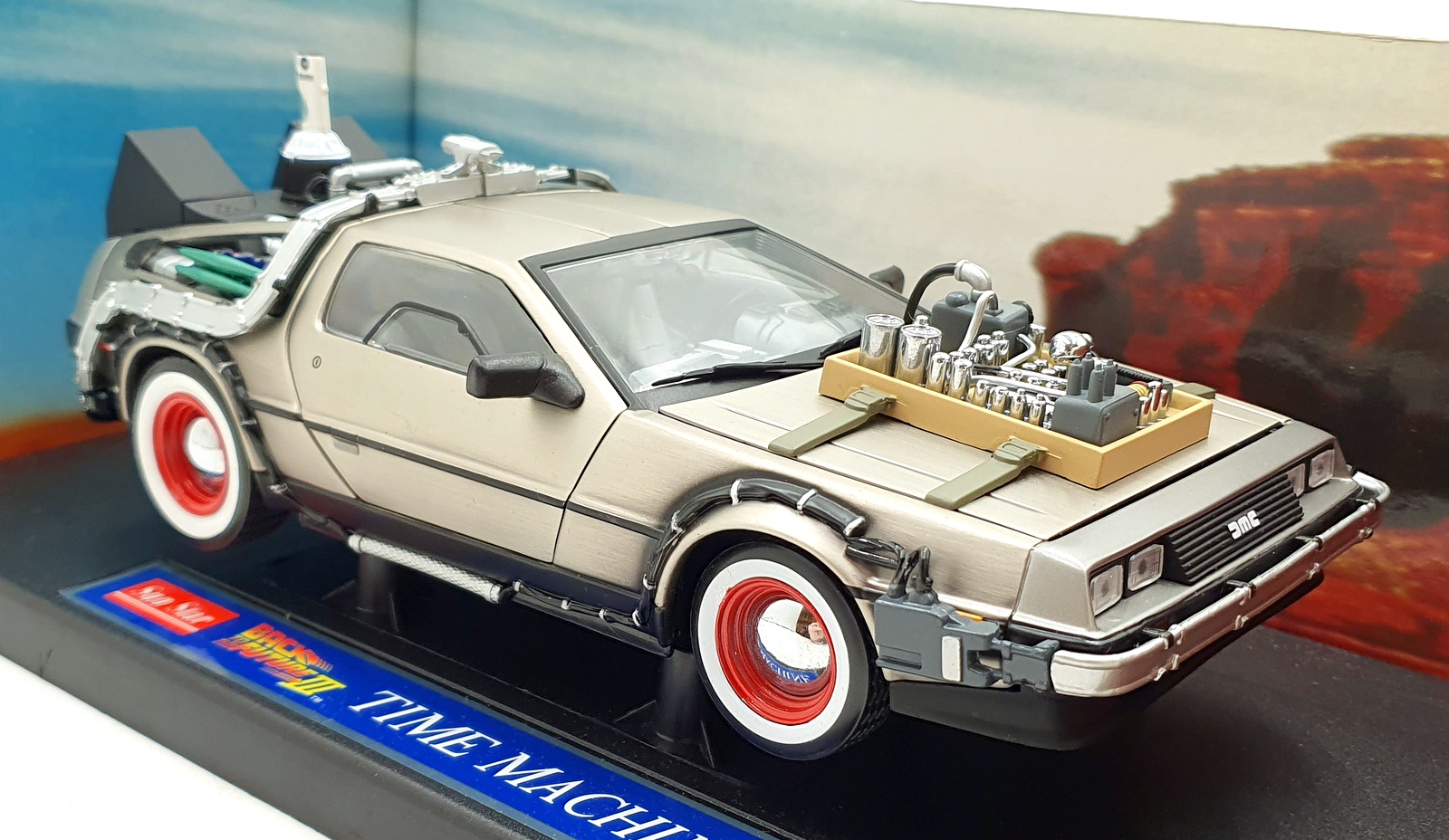 アオロン「サンスター 1/18スケール デロリアン Sun Star 1/18 Scale 2712 Back To The Future Part 3 Time Machine