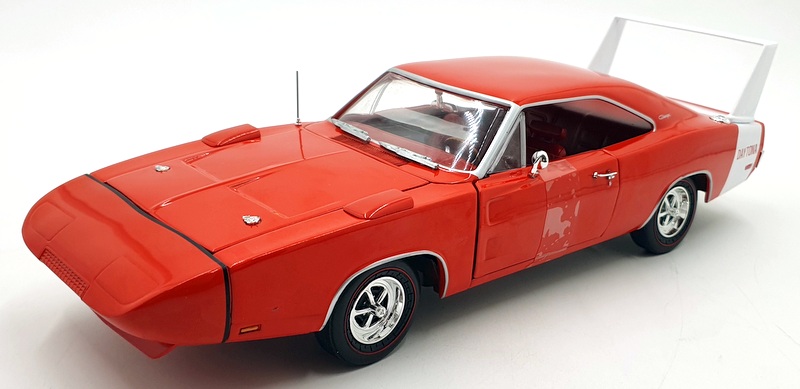 Auto World 1/18 Scale AMM1324/06 - 1969 Dodge Charger Daytona - Red