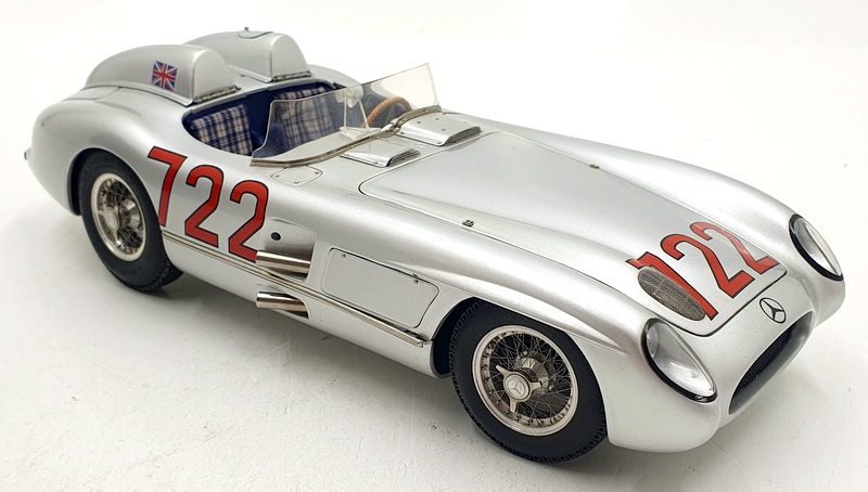CMC 1/18 scale Diecast M-066 Mercedes Benz 300 SLR W196S Mille
