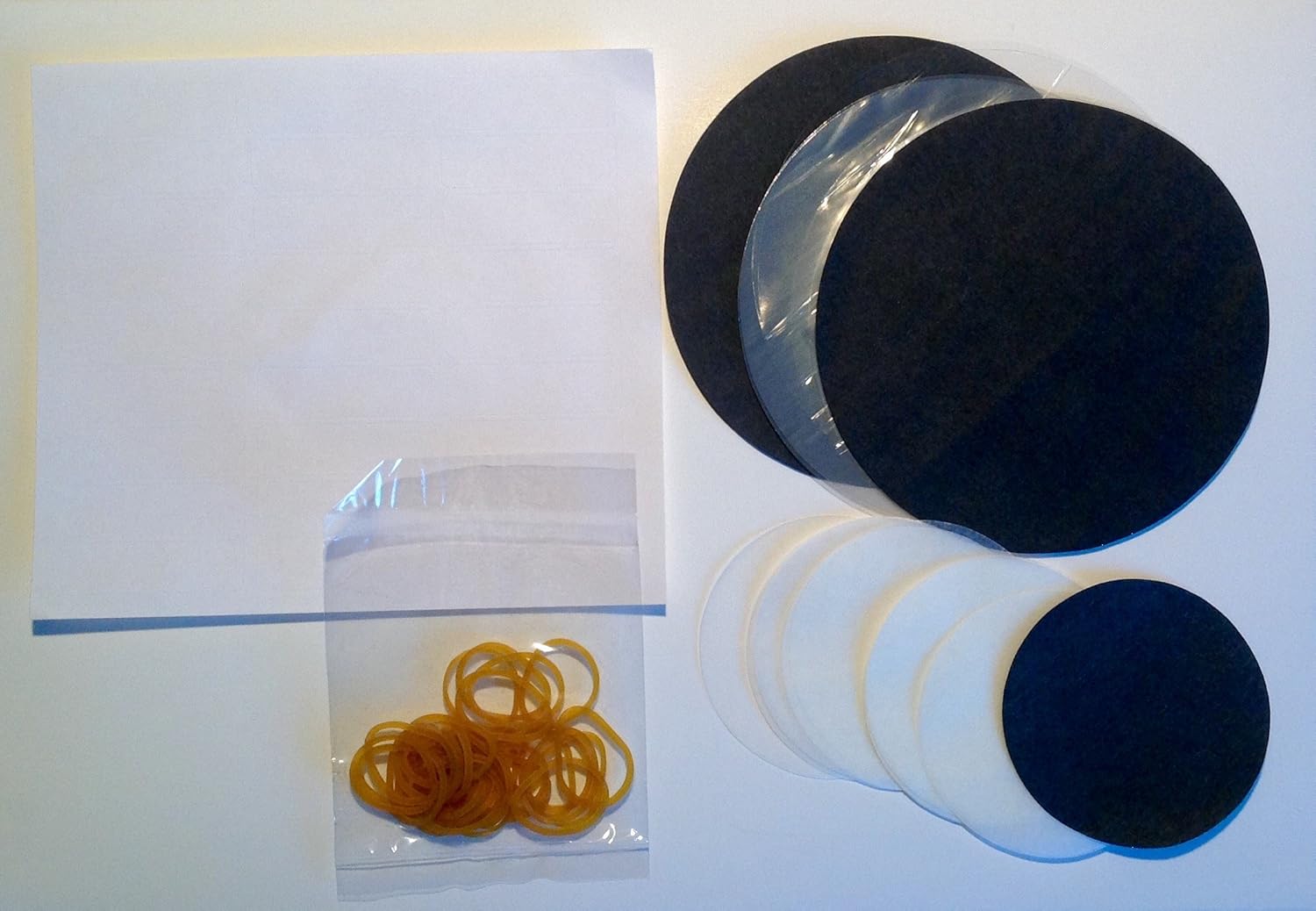 Jam Pot Covers – Pack of 25 Waxed Discs, Cellophane Covers & Rubber Bands for Homemade Jams