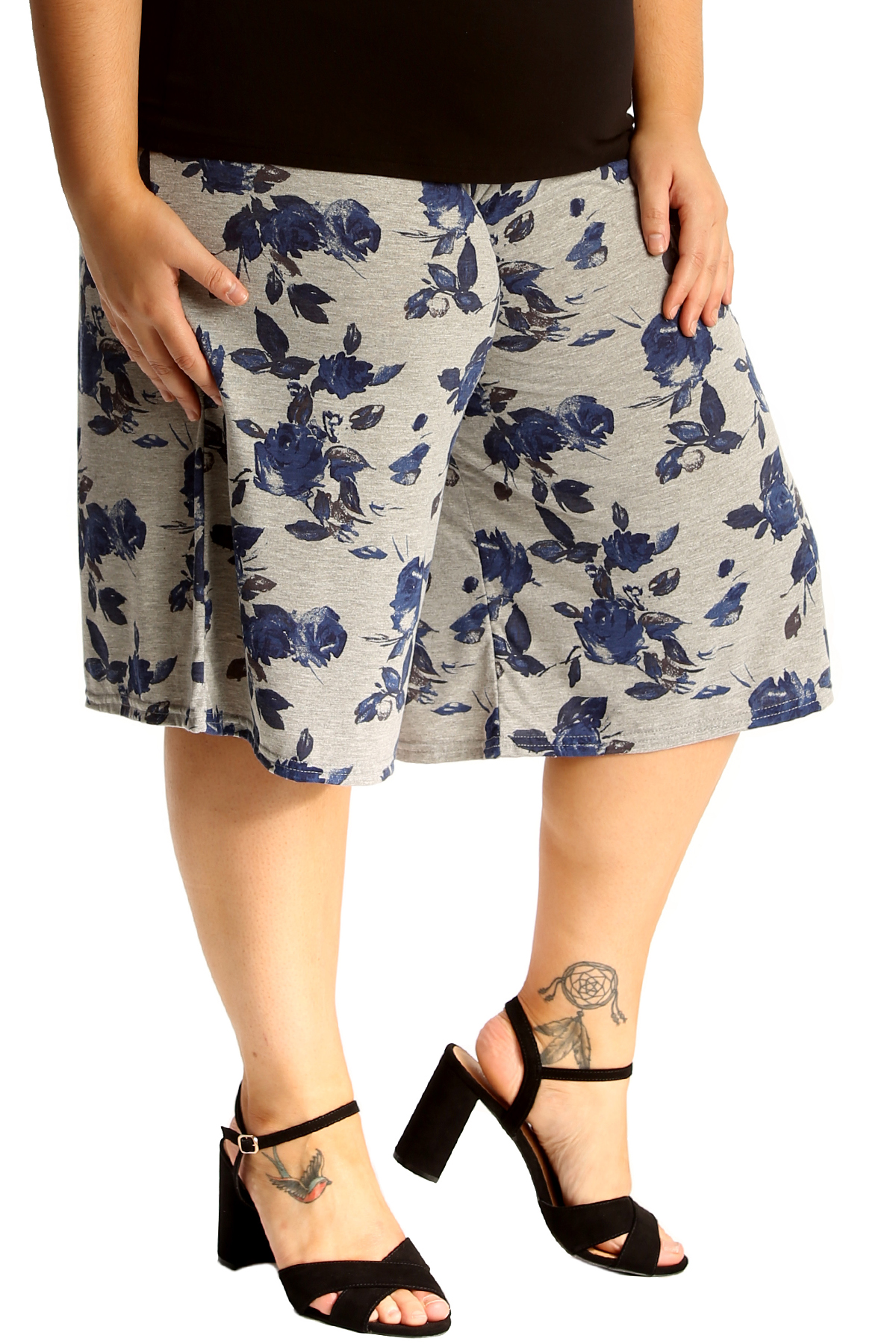 ladies shorts plus size