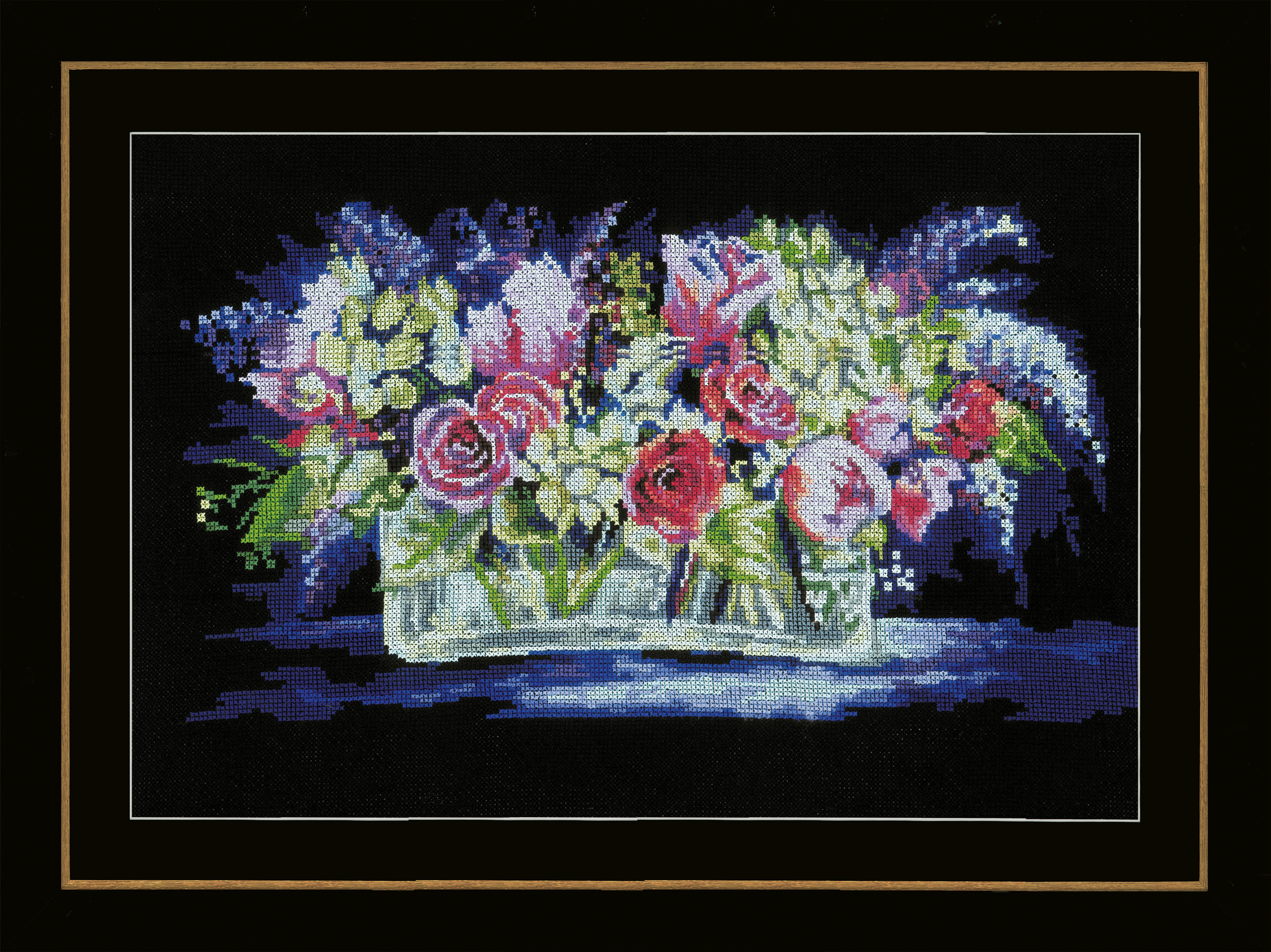 Lanarte Counted Cross Stitch Kit: Roses and Lilacs