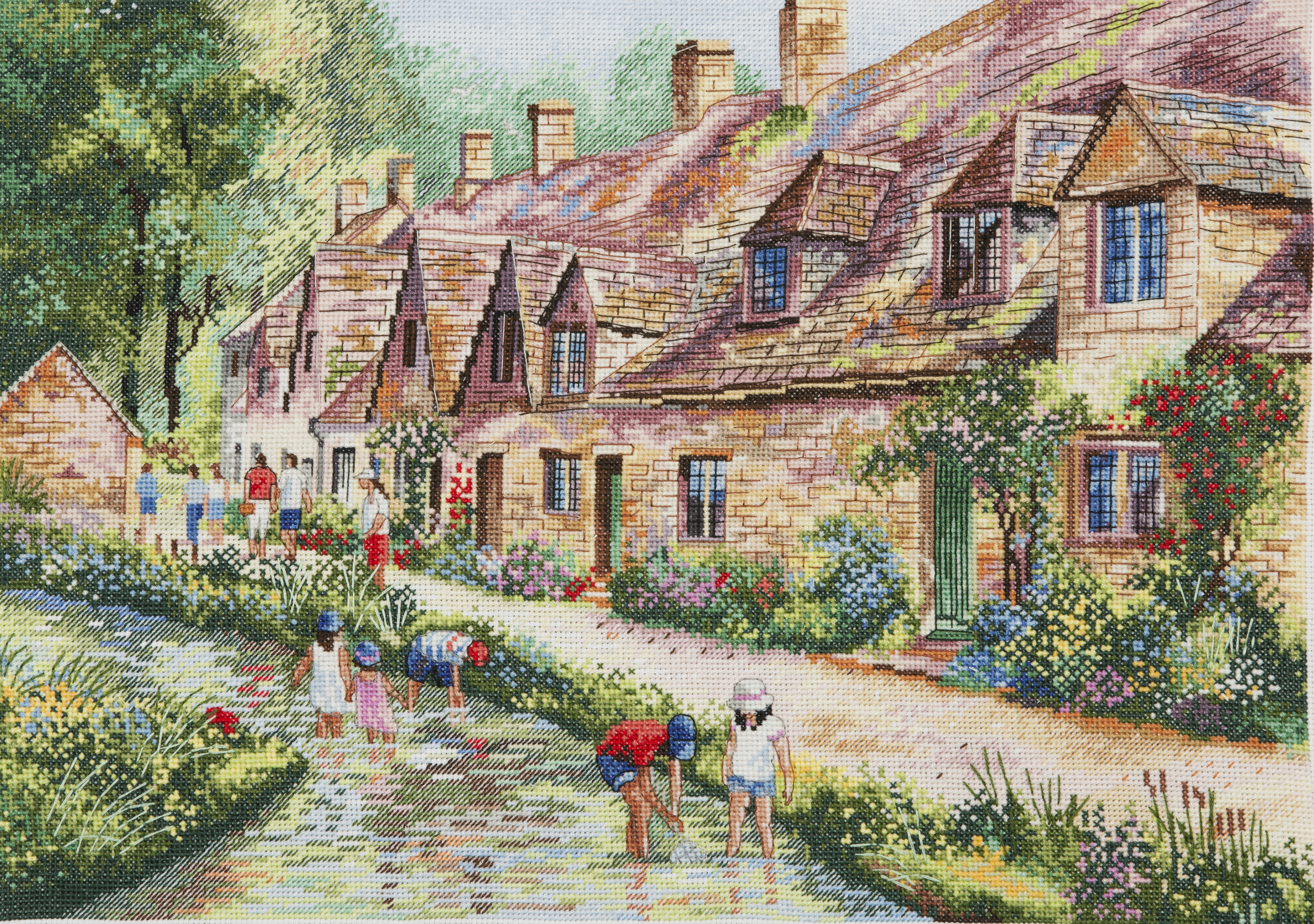 Anchor Counted Cross Stitch Kit: Maia Collection: Arlington Row - Picture 1 of 1