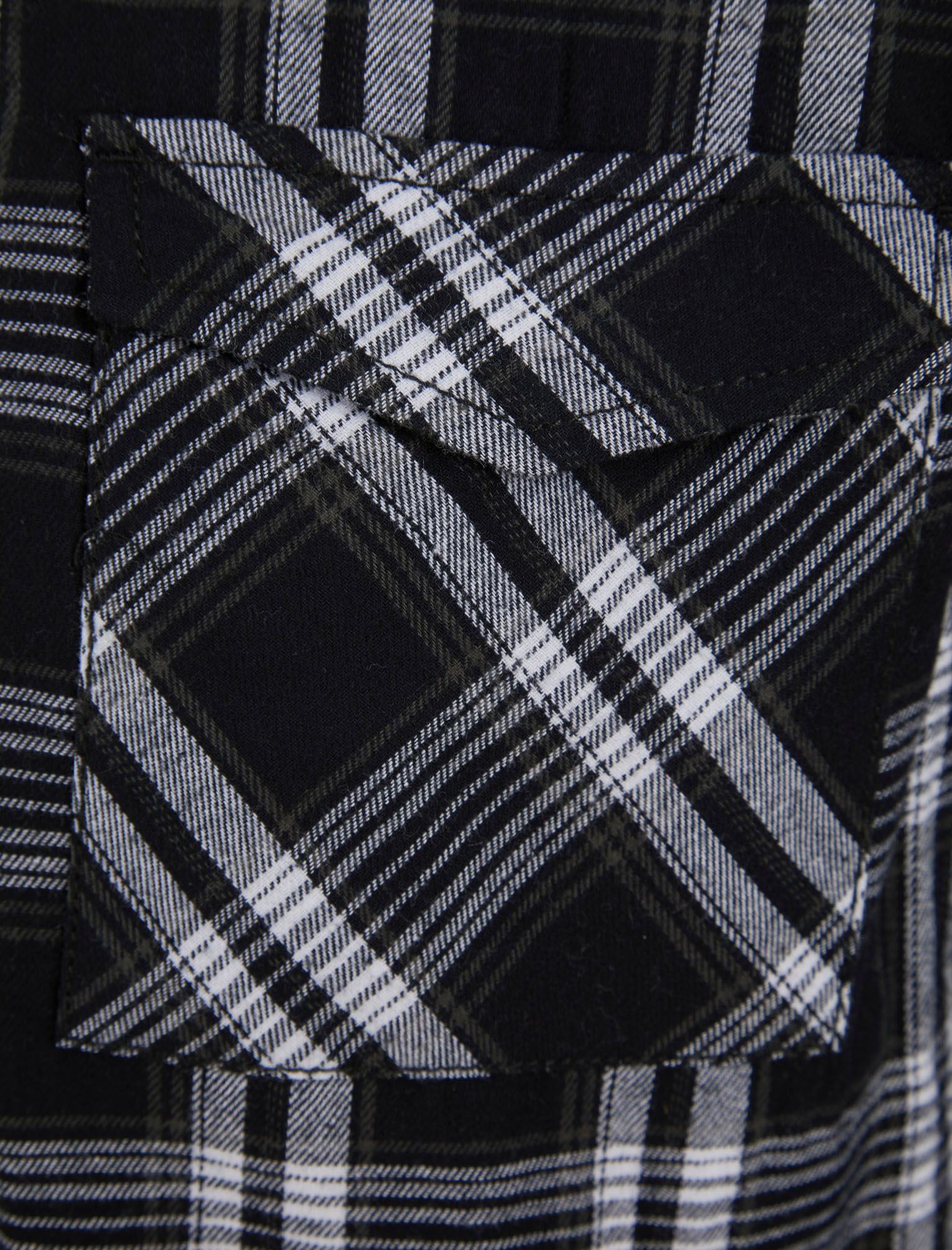 Foto 22 di 34
