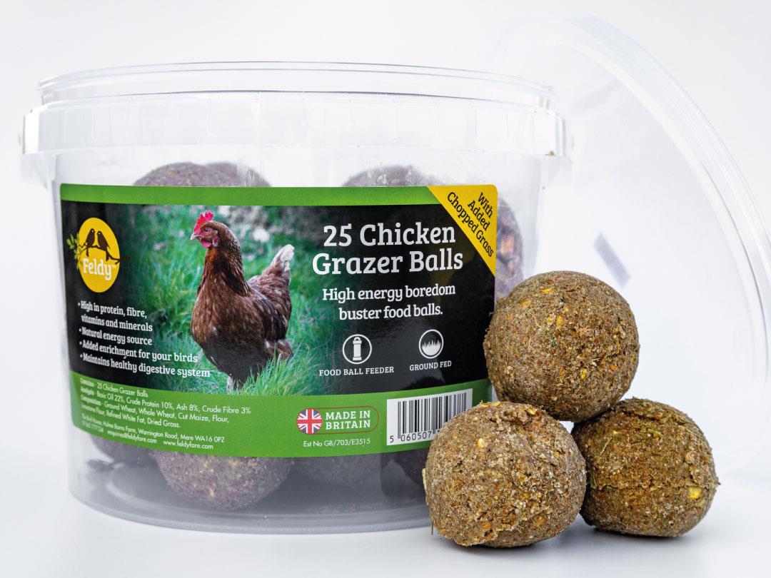 Chicken Grazer Balls 25 Pack Feldy High Protein Pecking Treat UK Made
