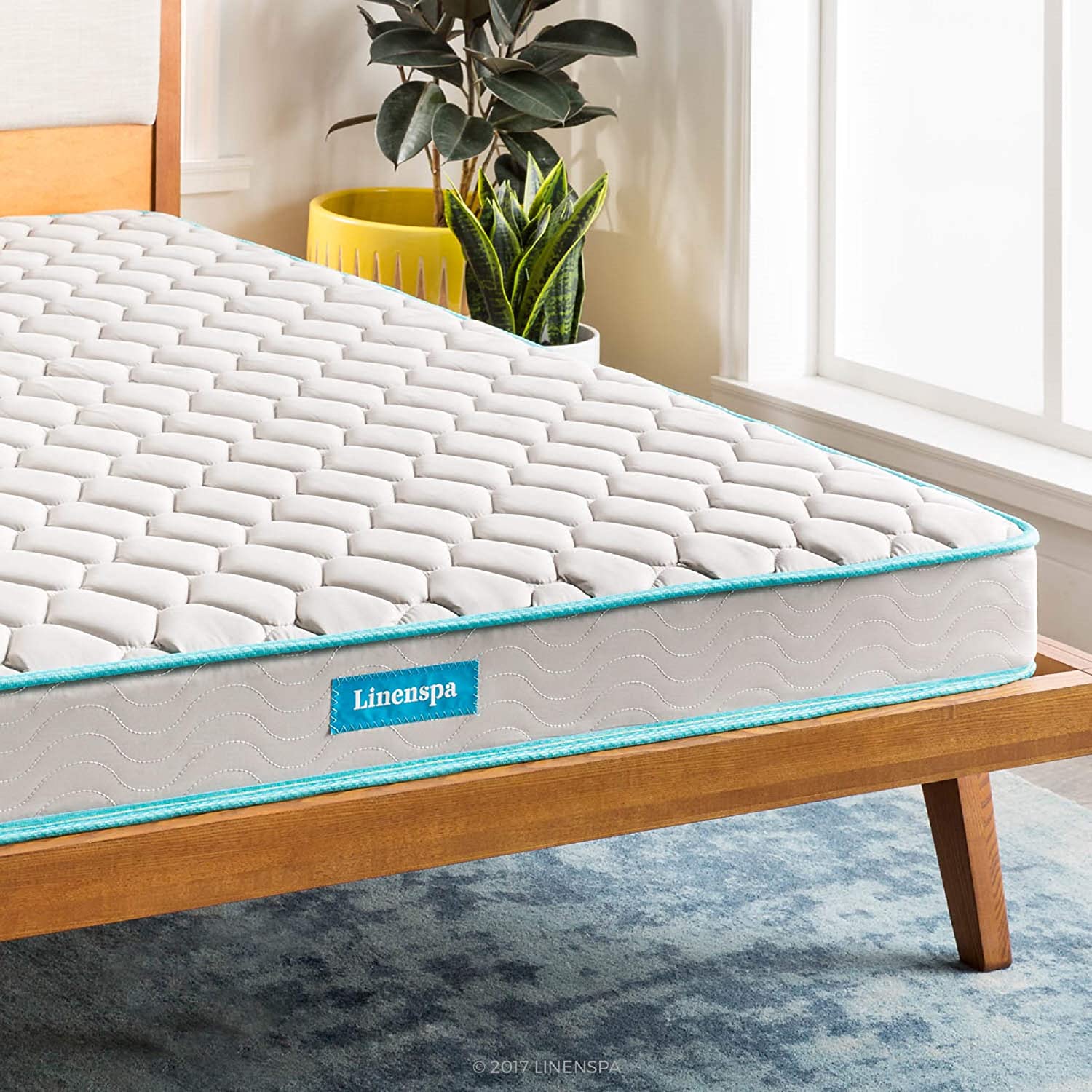 Mattress. Матрас Linenspa 135х190. Кровать из матраса. Кровать с матрасом. Кровать из большого матраса.