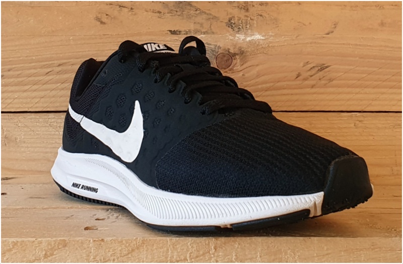 Nike Downshifter 7 Low Textile Trainers UK4/US6.5/EU37.5 852466-010 Black/White 