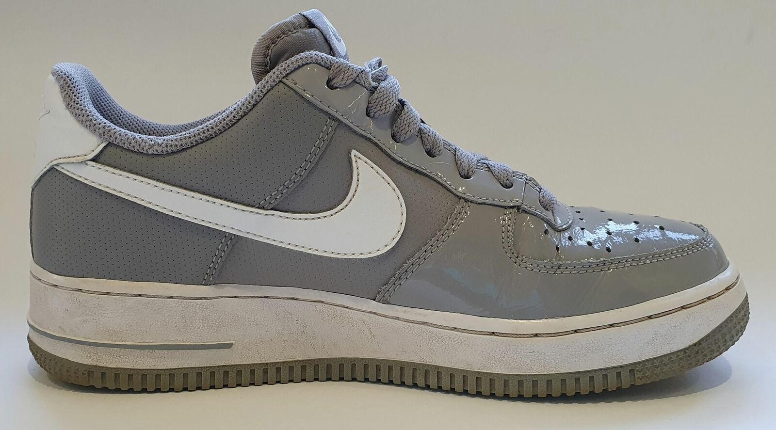 nike air force 1 82 grey