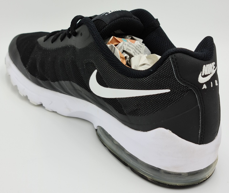 Nike Air Max Invigor Nylon Low Trainers 749680-010 Black/White UK11/US12/EU46 | eBay
