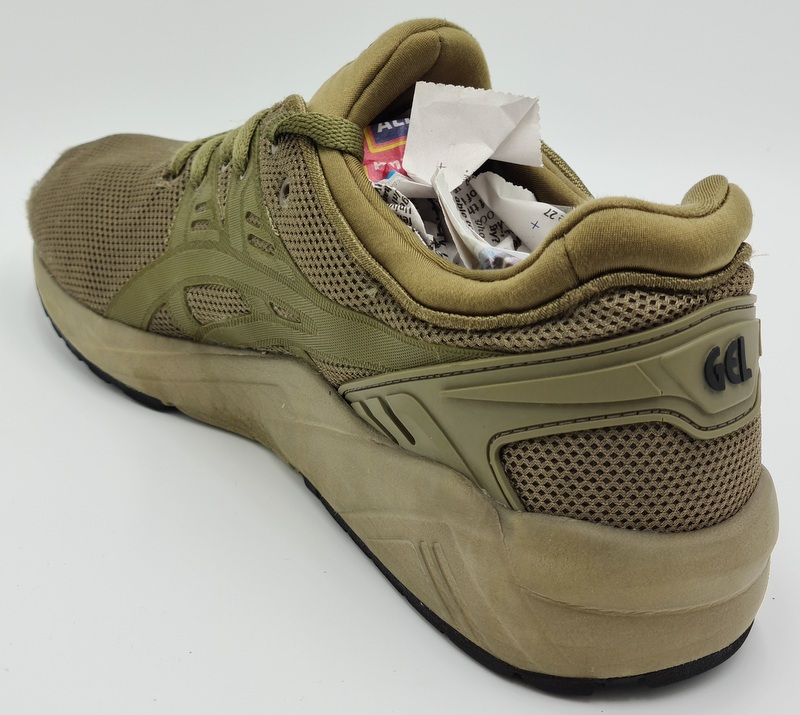 ultra light trainers