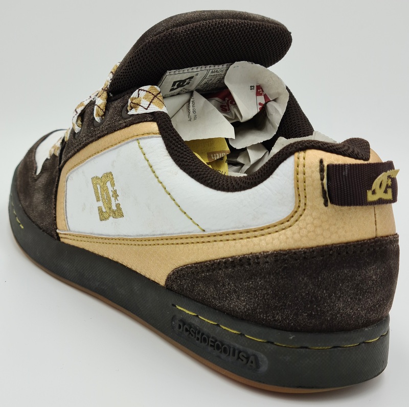 DC Skate Shoes Leather/Suede Trainers 301005 Brown/White DC Skate Shoes Leather/Suede Trainers 301005 Brown/White
